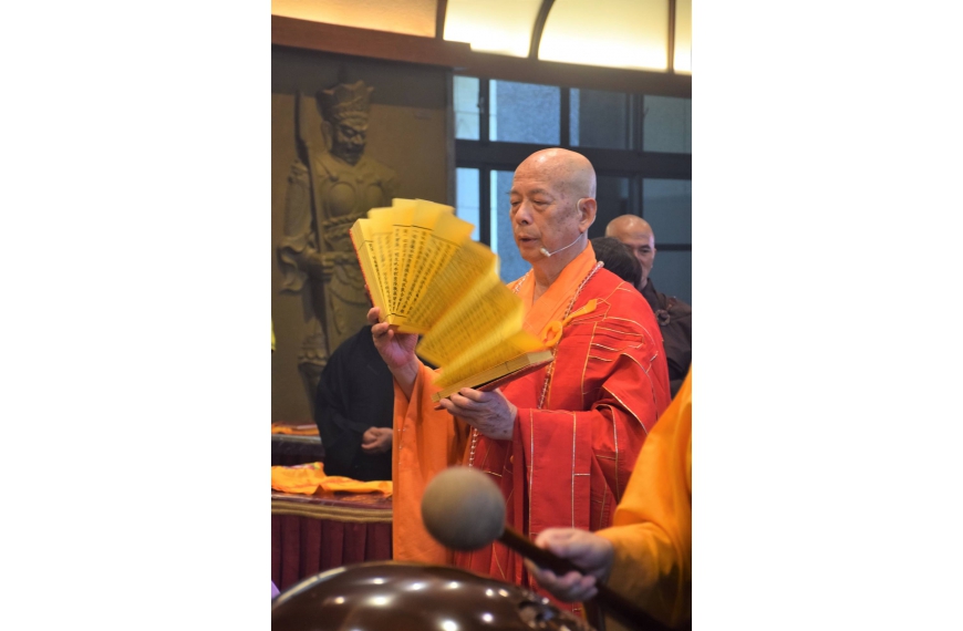 日本曹洞宗特有之消災祈福儀式「撒經」