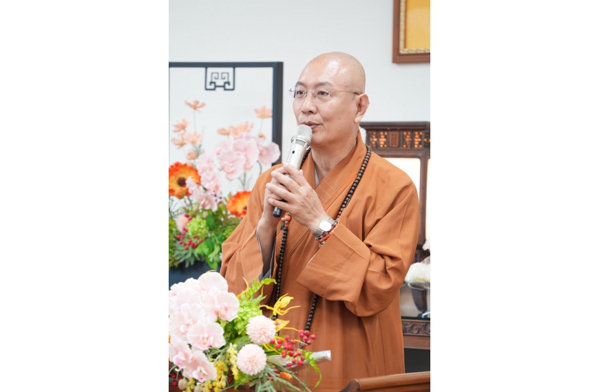 副理事長圓戒法師鼓勵大家踴躍參與寺務管理與發展研習活動，學習新知落實社會責任