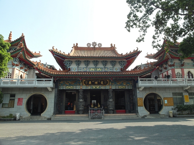 赤山龍湖巖（台南）